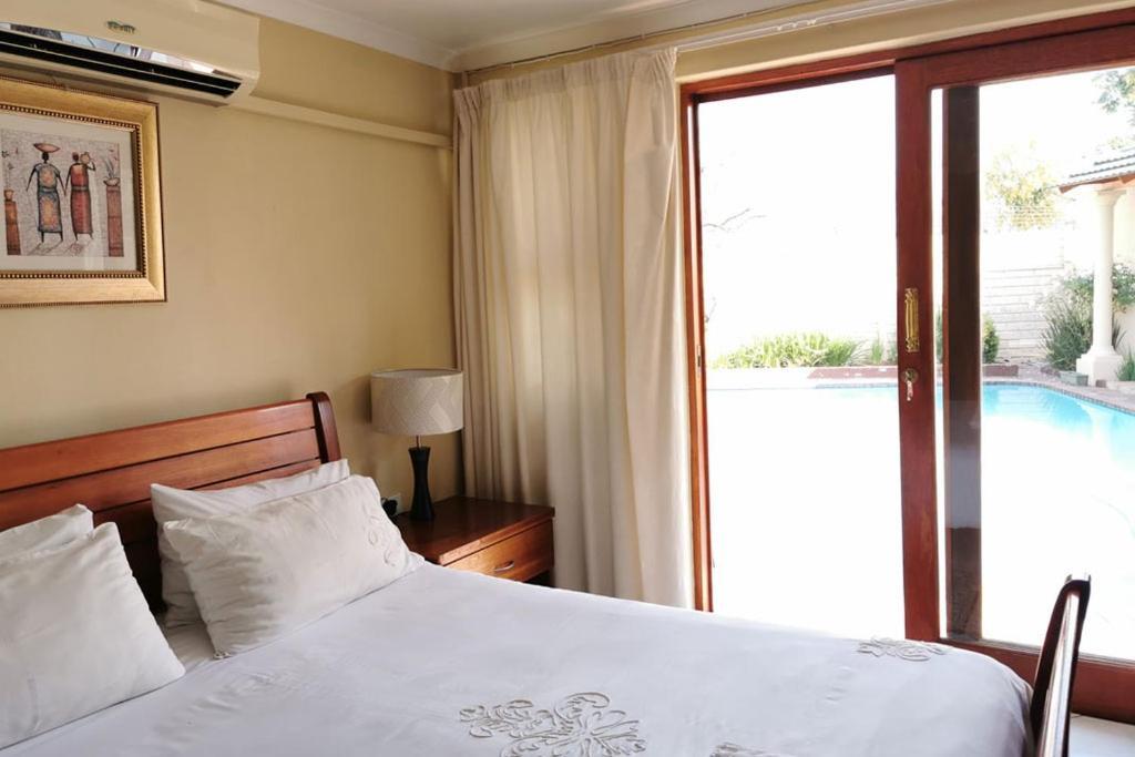 יוהנסבורג Somona Guest House מראה חיצוני תמונה